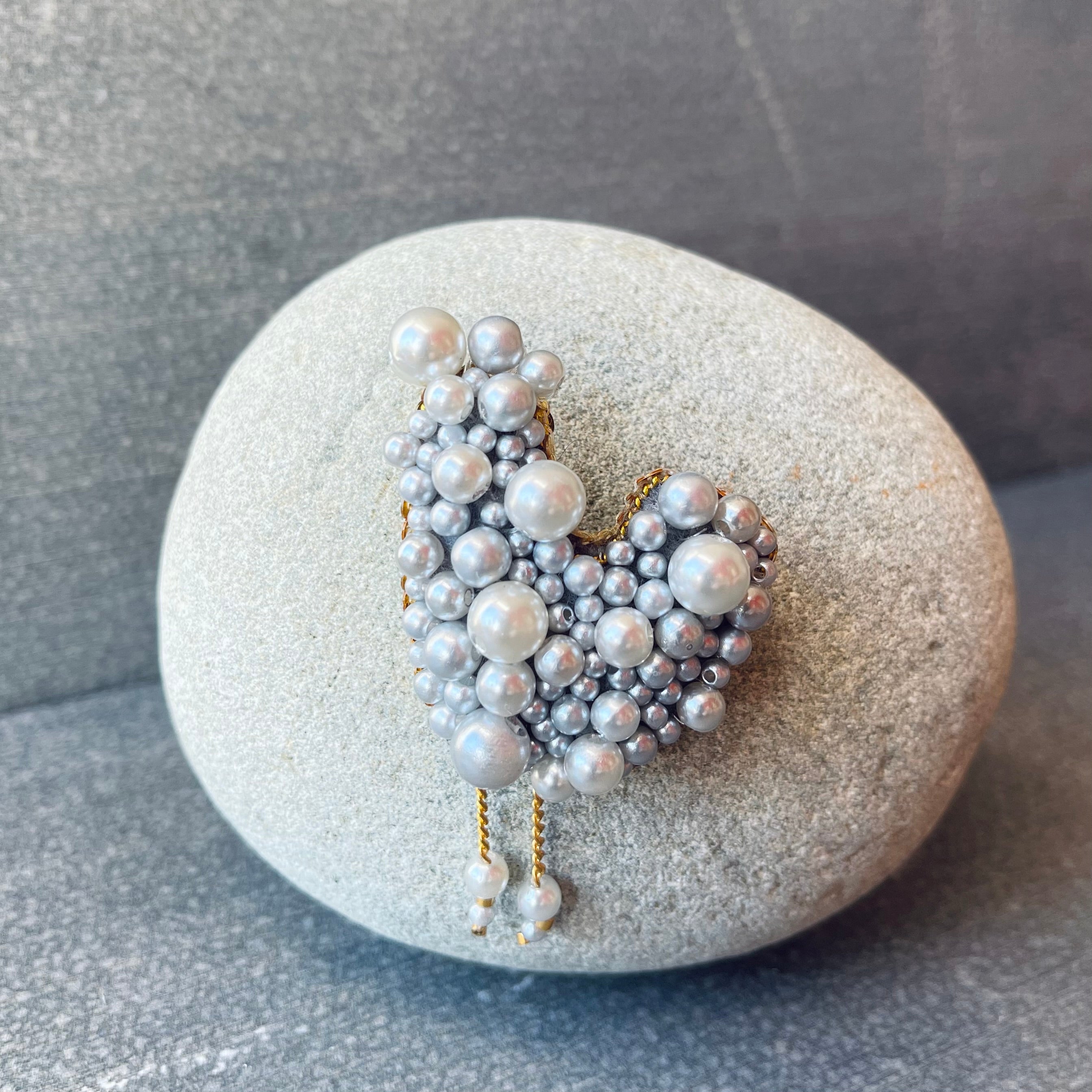Grey Pearl Chickie Pin